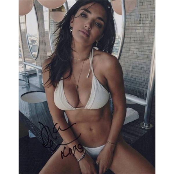 Model Hailee Keanna Lautenbach Signed Photo
