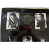 Image 1 : GTR signed album