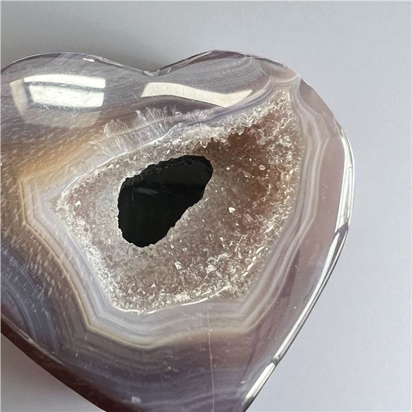 Agate Heart Shaped Stone with natural hole 3.5 Inch