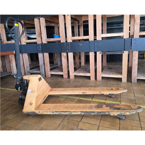 Pallet jack (good working condition)