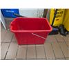 Image 3 : Assorted cleaning equipment