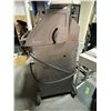 Image 7 : Napoleon Stainless Steel Gas Grill - 3-Burner Barbecue with Cart & Temperature Gauge