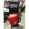 Image 3 : Napoleon TravelQ 285X Portable Propane Gas Grill with Scissor Cart