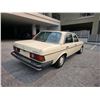 Image 6 : 1977 Mercedes Benz 240D - Ivory - Manual - ODO: 316530 KM - BC TITLE - VIN: 12312310046717