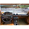 Image 8 : 1977 Mercedes Benz 240D - Ivory - Manual - ODO: 316530 KM - BC TITLE - VIN: 12312310046717