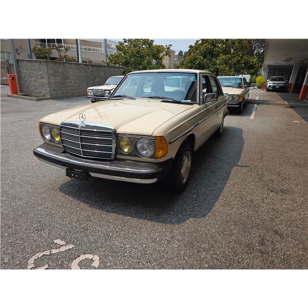 1983 Mercedes Benz 240D - Ivory - Automatic - ODO 129772 Miles - US TITLE - VIN: WDB12312312395783