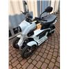 Image 1 : Doohan Tank LSM - 1490w 12" QS Motor - Speed 75km+ - Range: 95km w/ Helmet & Charger