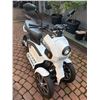 Image 8 : Doohan Tank LSM - 1490w 12" QS Motor - Speed 75km+ - Range: 95km w/ Helmet & Charger