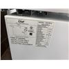 Image 5 : 2 pc - Master Chef Mini Fridges - Tested & Working