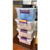 Image 1 : Group - Plastic Organizers w/ wine corks