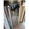 Image 3 : 9 pc - Prolight Fluorescent Lamp Fixtures - 120vac / 60Hz / 2A