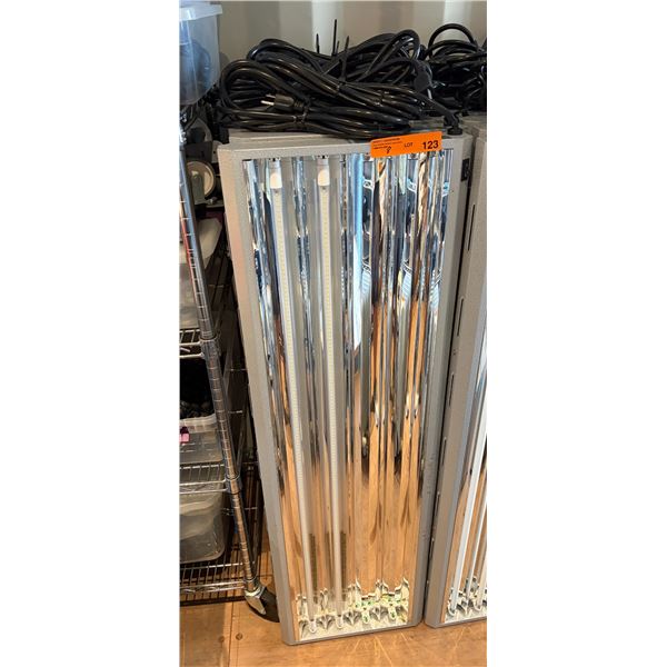 8 pc - Prolight Fluorescent Lamp Fixtures - 120vac / 60Hz / 2A