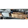 Image 1 : Shelf - Misc. Cases & Ski Bindings