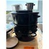 Image 2 : Speckled Enamel Multi-Tier Steamer, Rolling Pins, Cutting Boards and Kitchen Tools