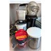 Image 1 : Black & Decker Rice Cooker, Waffle Maker and Assorted Small Kitchen Appliances