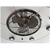 Image 2 : Round Flush-Mount Ceiling Fan with Integrated Light Fixture