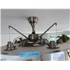 Image 3 : Round Flush-Mount Ceiling Fan with Integrated Light Fixture