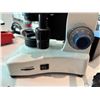 Image 4 : Compound Microscope with Binocular Eyepiece
