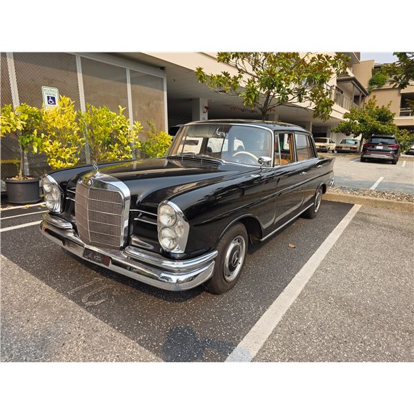 1961 220SB Fintale Black Mercedes - ODO 10633 Miles - US TITLE - VIN: 1110121103912
