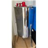 Image 1 : Stainless Steel Manual Honey Extractor