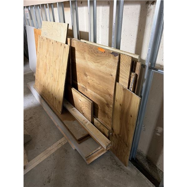 L2 - Large Group of Various Wood