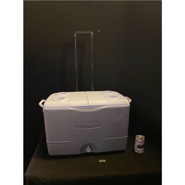 Rubbermaid brand cooler