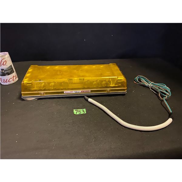 Lightbar designed for emergency or construction vehicles