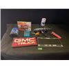 Image 1 : Assorted lot with Ryobi sander, drill bits, measuring tape and more