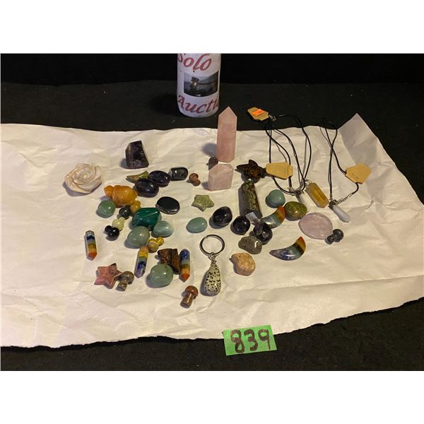 Assorted of crystal/rock polished carved shapes and jewellery