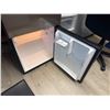 Image 4 : Magic Chef Mini Freezer Top Refrigerator