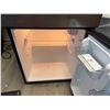 Image 5 : Magic Chef Mini Freezer Top Refrigerator