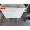 Image 3 : E.L. Mustee & Sons Utilatub Single Basin Utility Sink 24" x 19.5" x 33.5"H