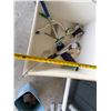 Image 8 : E.L. Mustee & Sons Utilatub Single Basin Utility Sink 24" x 19.5" x 33.5"H