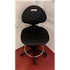 Image 1 : Rolling Chair w/ Footrail
