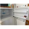 Image 2 : Whirlpool ET1FTKXKQ10 Top Freezer Refrigerator