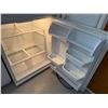 Image 4 : Whirlpool ET1FTKXKQ10 Top Freezer Refrigerator