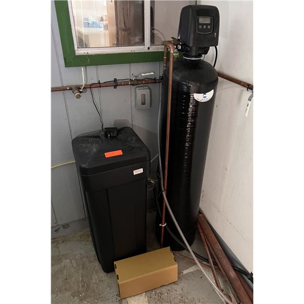 Water Softener System (works)