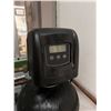Image 4 : Water Softener System (works)