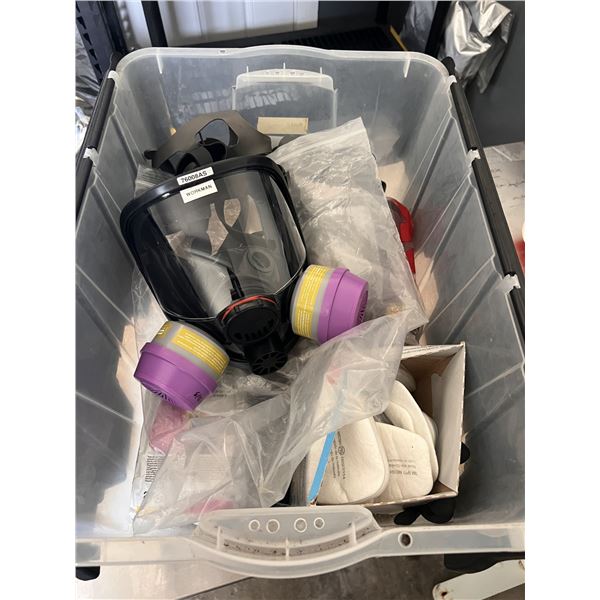 Industrial Respirators: 4 Respirators, Spare Filters & Fitting Test Kit