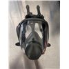Image 4 : Industrial Respirators: 4 Respirators, Spare Filters & Fitting Test Kit