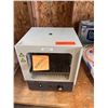 Image 1 : Corning Mini Incubator 6800