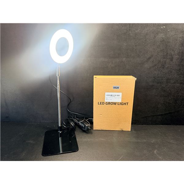 Bamworld Telescoping LED Plant Grow Light for Indoor Plants; 8W LED Halo Design, Full Spectrum - New