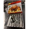 Image 1 : CABELA'S EXCLUSIVE KING KOOKER STEEL ROASTING RACK