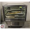 Image 1 : LEADER 3' COMMERCIAL REFRIGERATED DISPLAY CASE