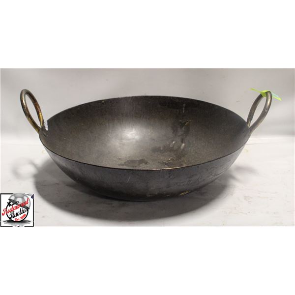 CRAFT WOK 16.5" HEAVY DUTY HAND HAMMERED CARBON