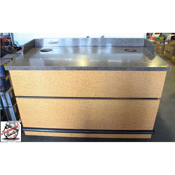 5' WOODEN CABINET COUNTER MOBILE ON CASTERS