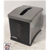 Image 2 : LOT OF ASSORTED TABLE TOP NAPKIN DISPENSERS