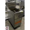 Image 3 : DEAN COMMERCIAL ELECTRIC DEEPFRYER 14KW