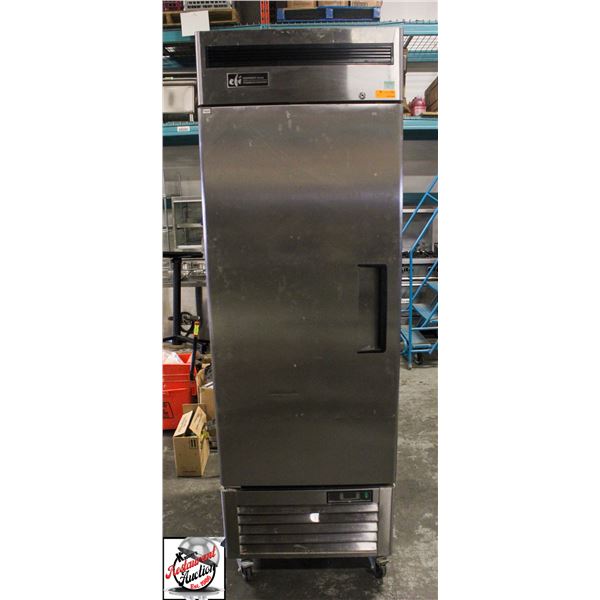 BAILIFF SEIZURE: BOTTOM MOUNT VERTICAL FREEZER