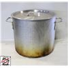 Image 5 : BAILIFF SEIZURE: 4 ALUMINUM POTS - ASSORTED SIZES